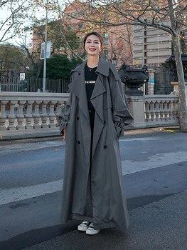 Элегантный демисезонный удлиненный струящийся повседневный тренч оверсайз для женщин с поясом, двубортный, свободный, корейская мода 2023 г.
